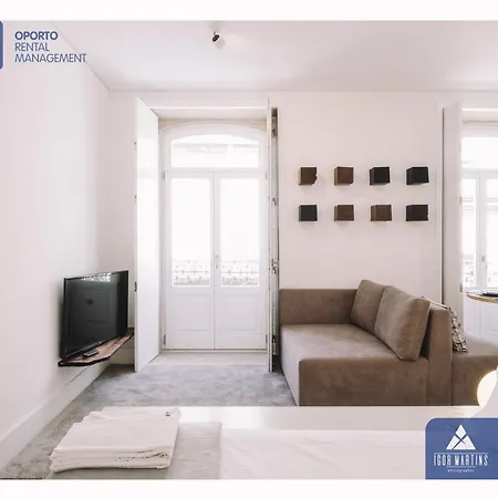 Orm - Almada Apartment Porto
