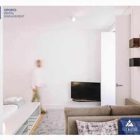 Orm - Almada Apartment *